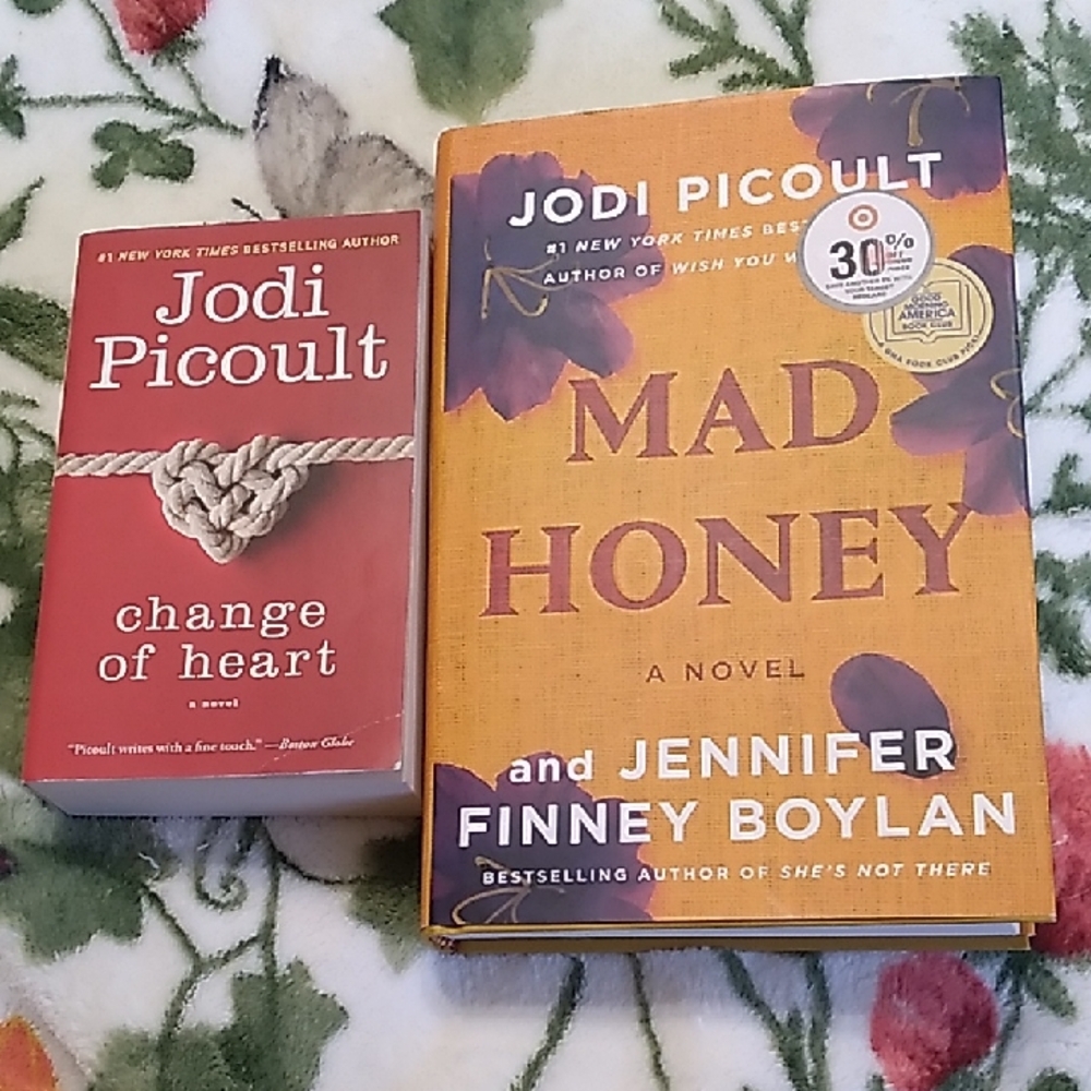 Jodi Picoult Bundle - Change of Heart & Mad Honey